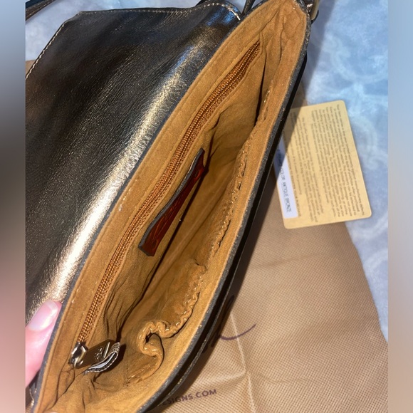 Patricia Nash Corfu Metallic Leather Crossbody - Picture 4 of 8